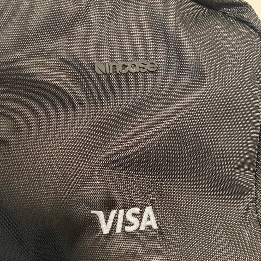 NEW‎ | Incase PATH backpack solid black heavy duty - Picture 9 of 9